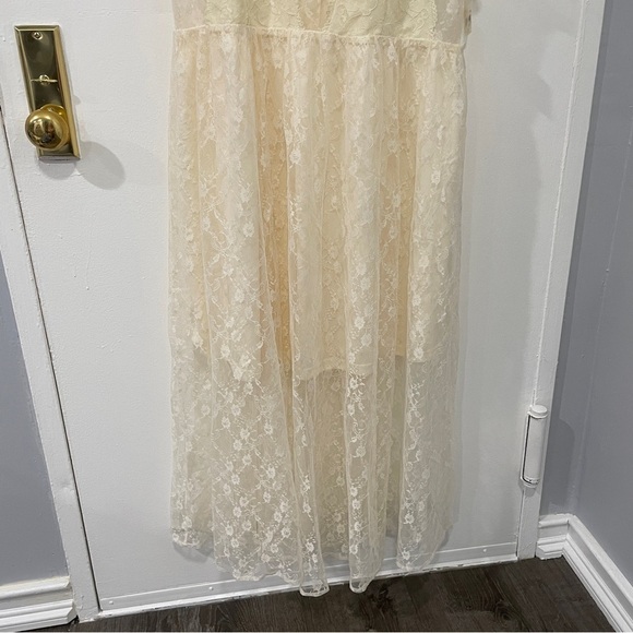 NWT Altar'd State Ivory Lace Midi Short Sleeve Dress - Picture 4 of 13